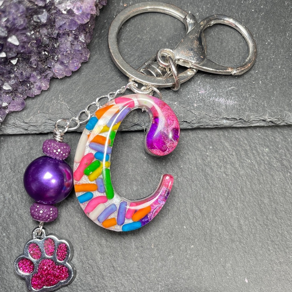 Custom Made Initial C Keychain with Paw Charm - Picture 4 of 4